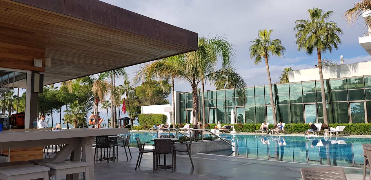 Gastro Acanthus Cennet Barut Collection