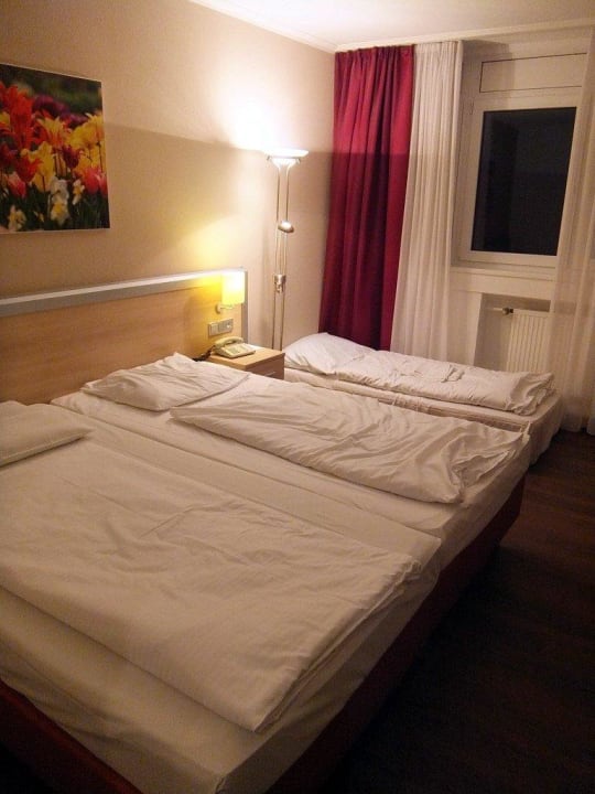Doppelzimmer mit Aufbettung AHORN Panorama Hotel Oberhof
