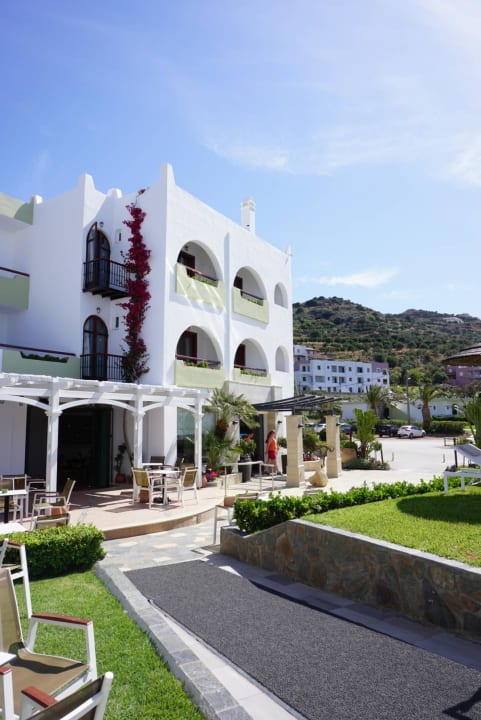 Hauptgebäude Alianthos Garden Hotel