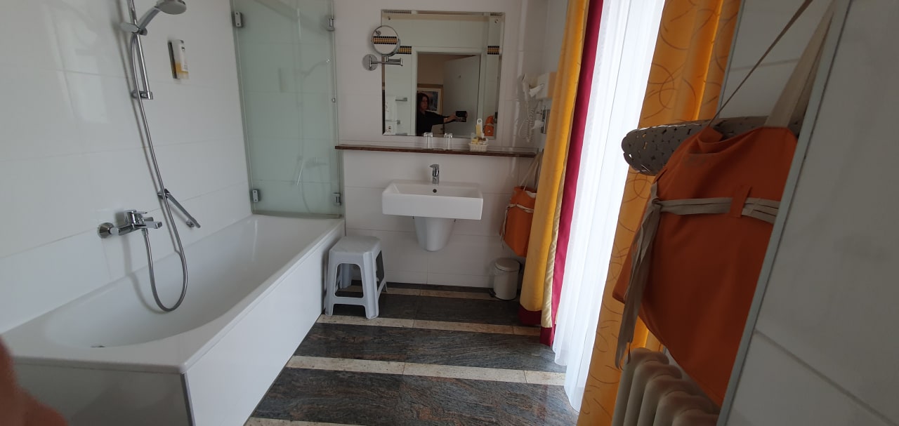 Zimmer Bellevue Rheinhotel