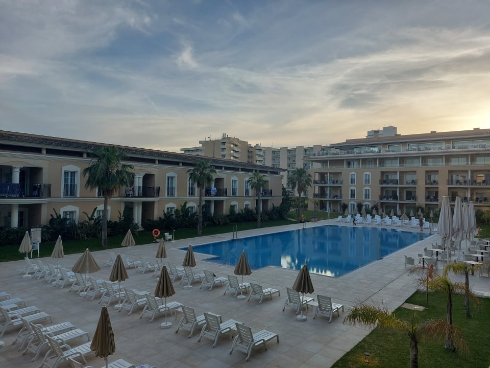 Pool Grupotel Playa de Palma Suites & Spa