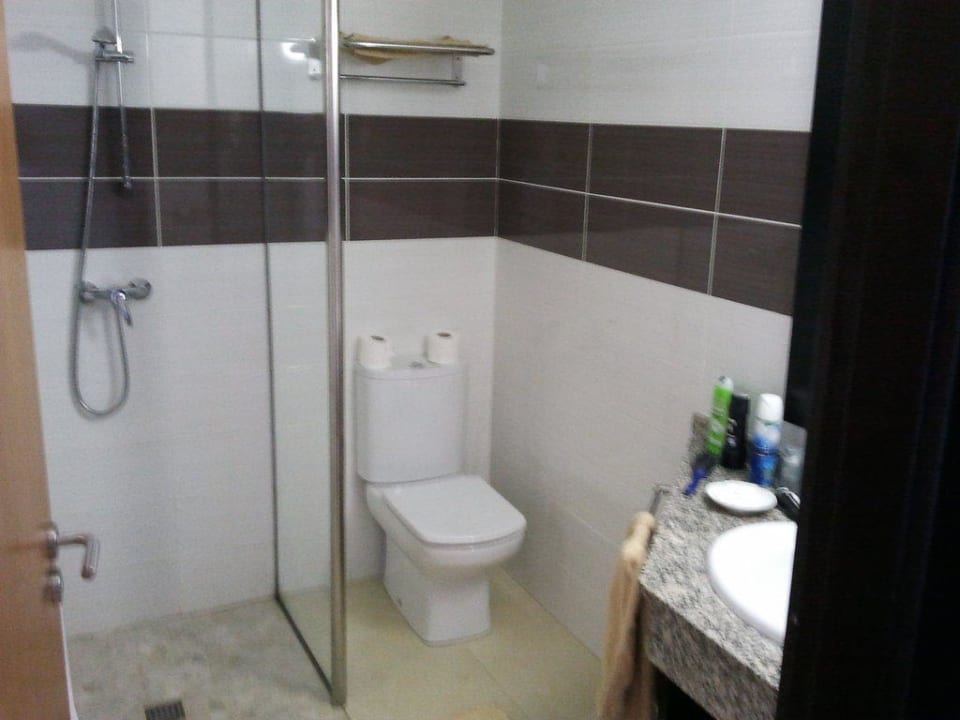 Bad HL Miraflor Suites Hotel