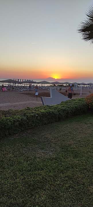 Strand Seher Sun Palace Resort & Spa