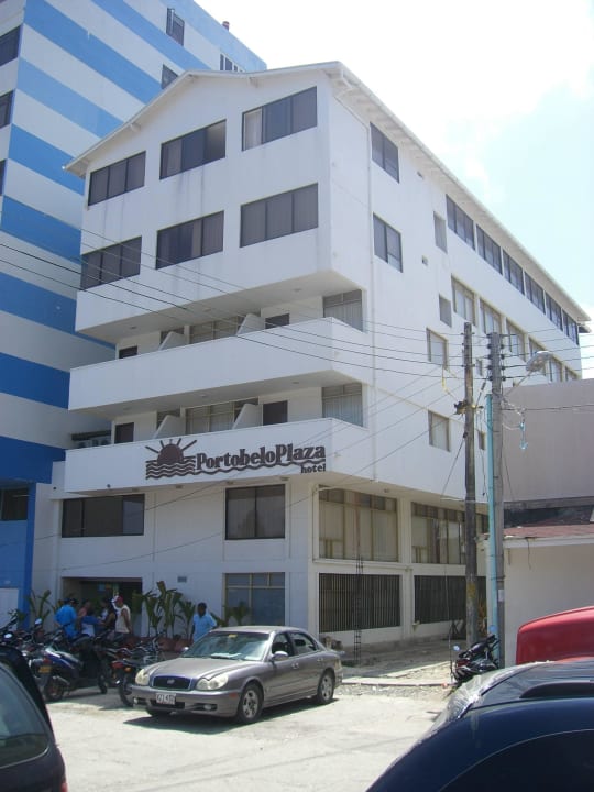 Von der Straße aus Hotel Portobelo Convention Center