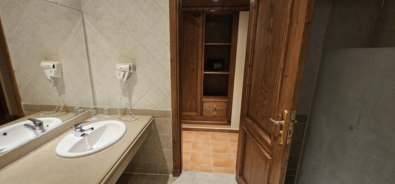 Zimmer Bliss Nada Beach Resort