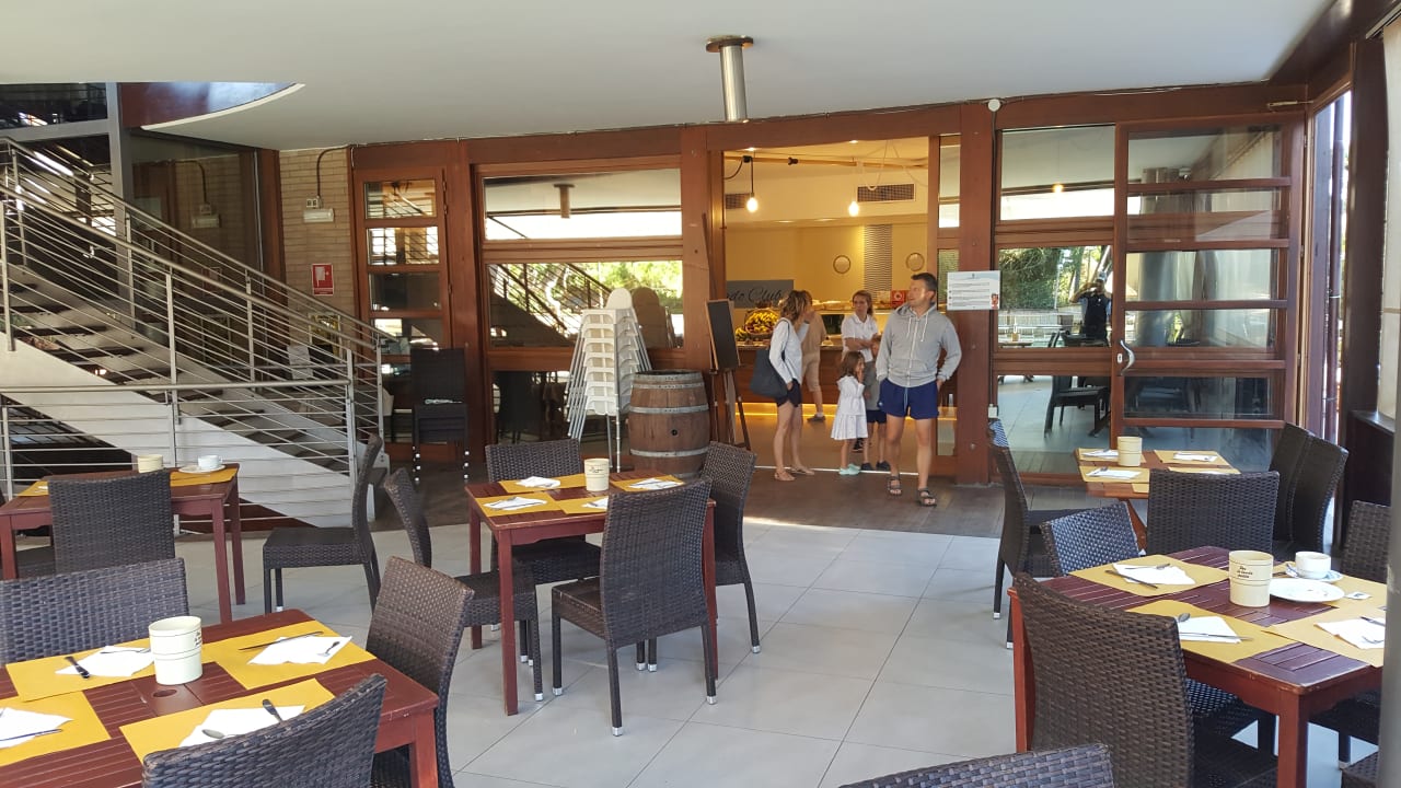 Gastro Canado Club Family Village