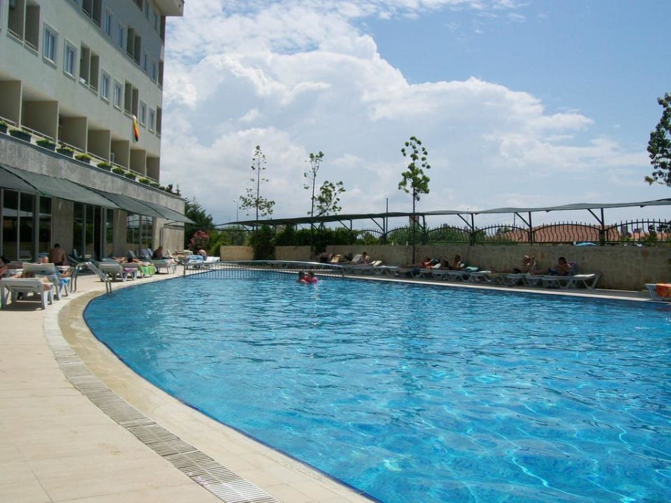 Pool Side Royal Paradise Hotel
