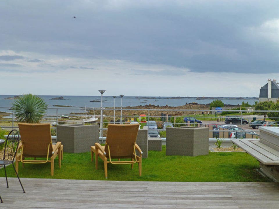 Kleine Ruheterrassen mit Ausblick Best Western Plus Hotel Les Terrasses de Brehat