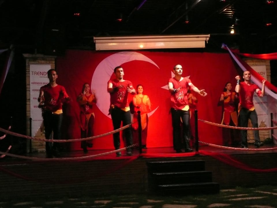 Türkische Tanzshow Trendy Side Beach Hotel - Adults only