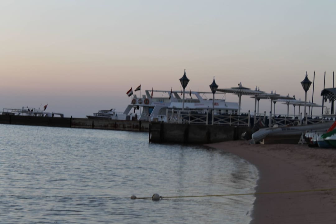 Море, пляж The Grand Hotel Hurghada