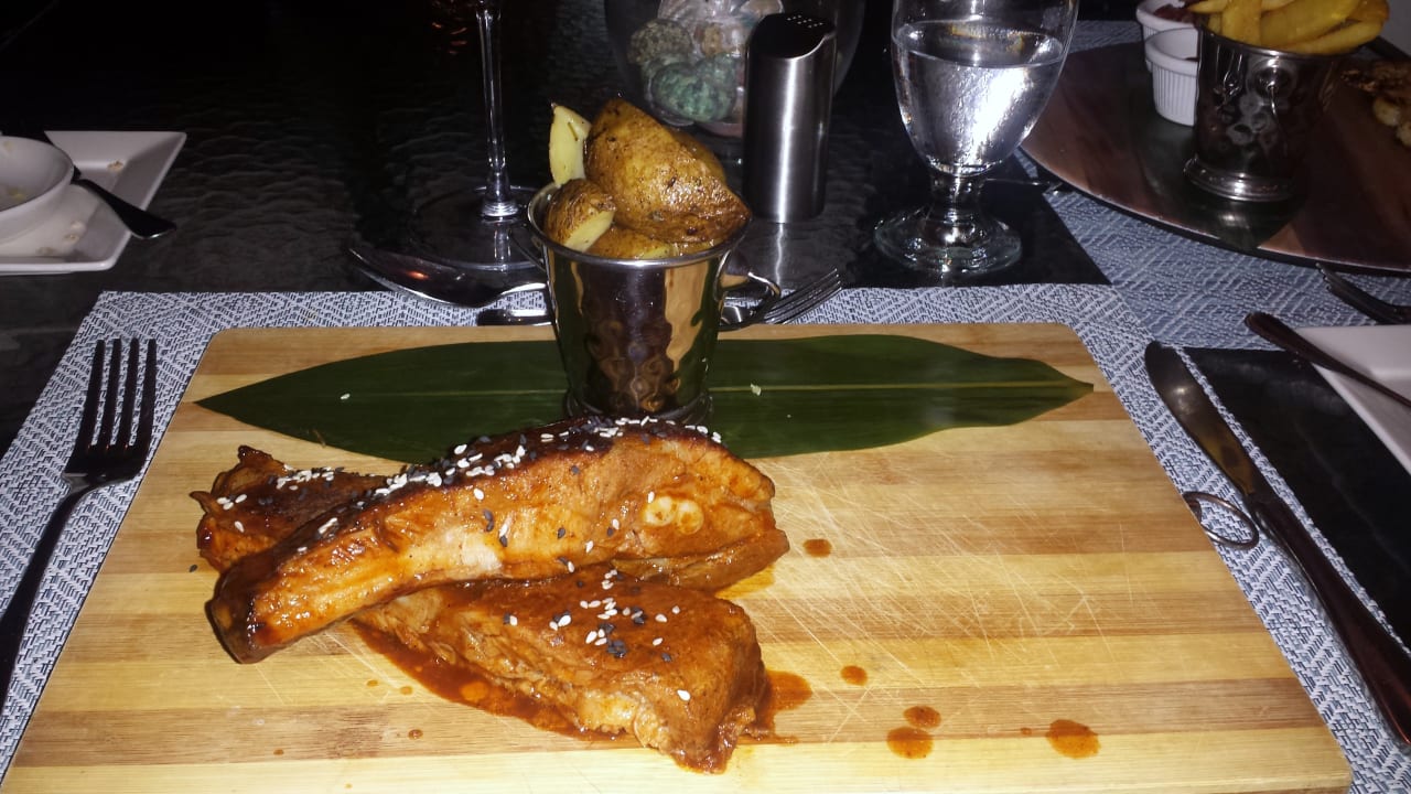 Gastro Sea Breeze Beach House - All Inclusive