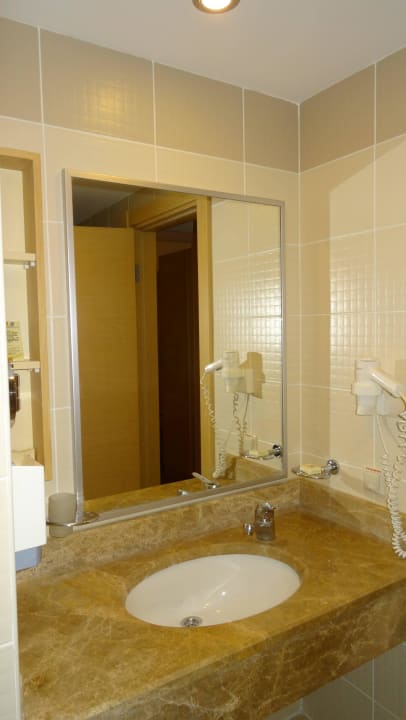 Zimmer 2228 mit seitl. MB und Verbindungstür Sunis Kumköy Beach Resort Hotel & Spa