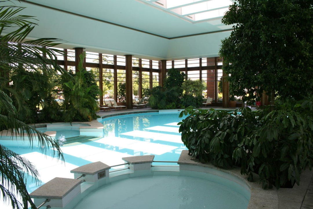 Hallenbad Gloria Serenity Resort
