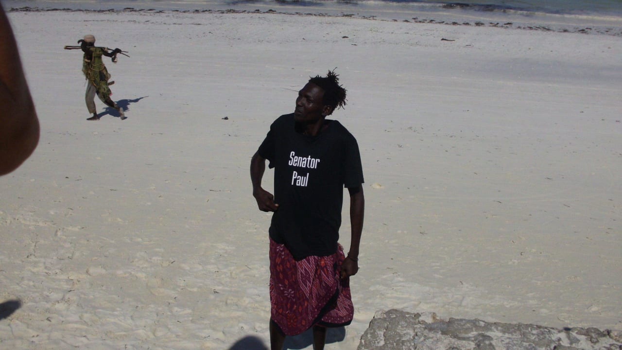 Paul "Feierabend" Der beste Massai! Neptune Pwani Beach Resort & Spa