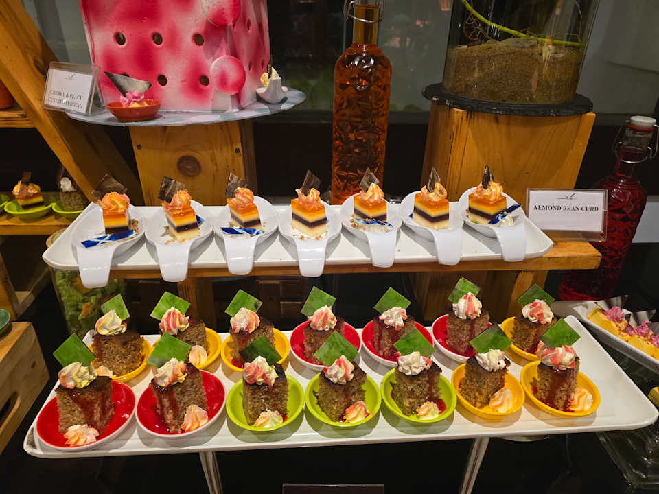 Gastro Pandanus Beach Resort & Spa