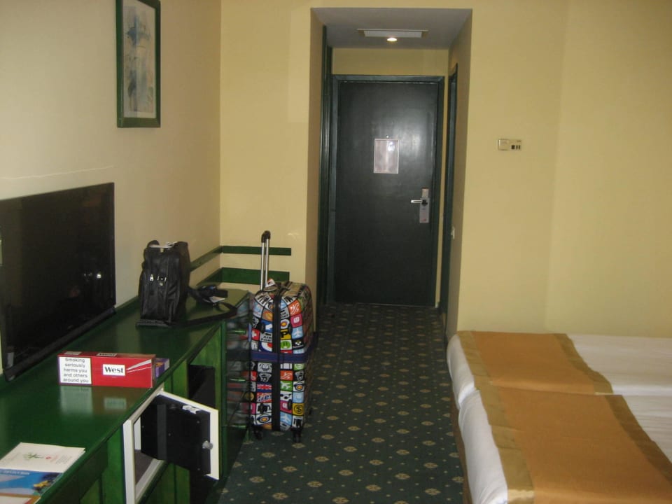 Zimmer Hotel Miramare Beach