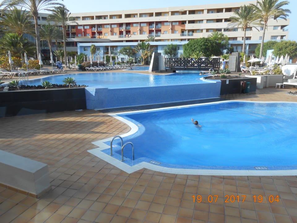 Pool Iberostar Waves Gaviotas Park