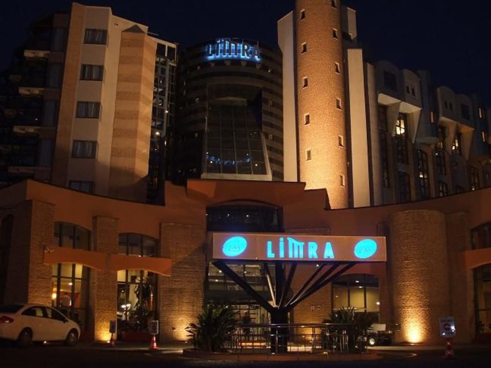 Hotel entrance Limak Limra Hotel & Resort