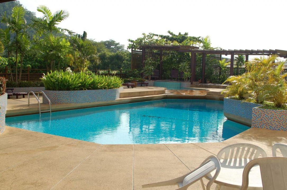 Pool "Hotel Phuket Merlin" Hotel Phuket Merlin