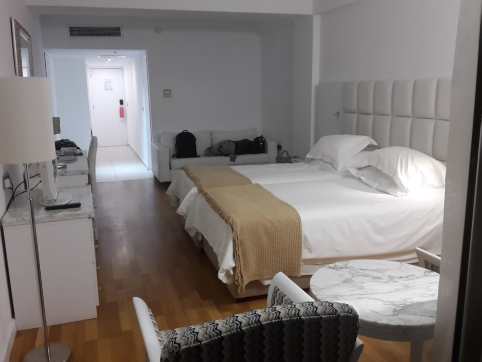 Zimmer Hotel Grecian Sands