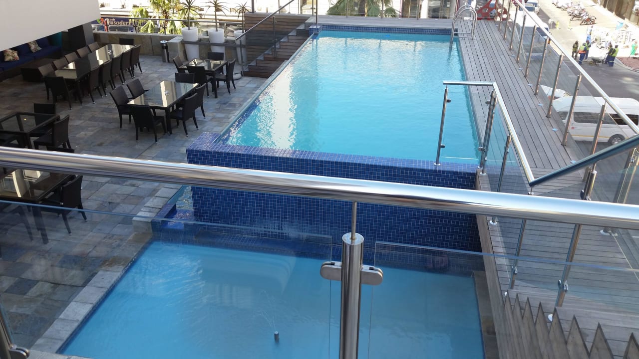 Strand Tower Hotel Cresta Grande Cape Town