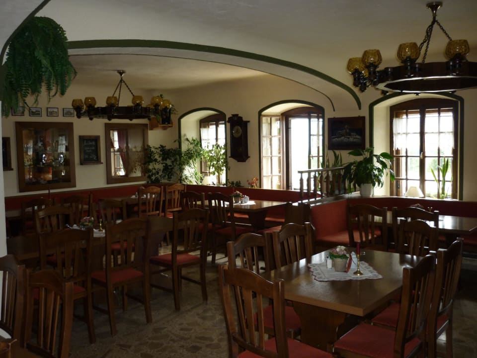 Gaststube Hotel Berggasthof Neues Haus