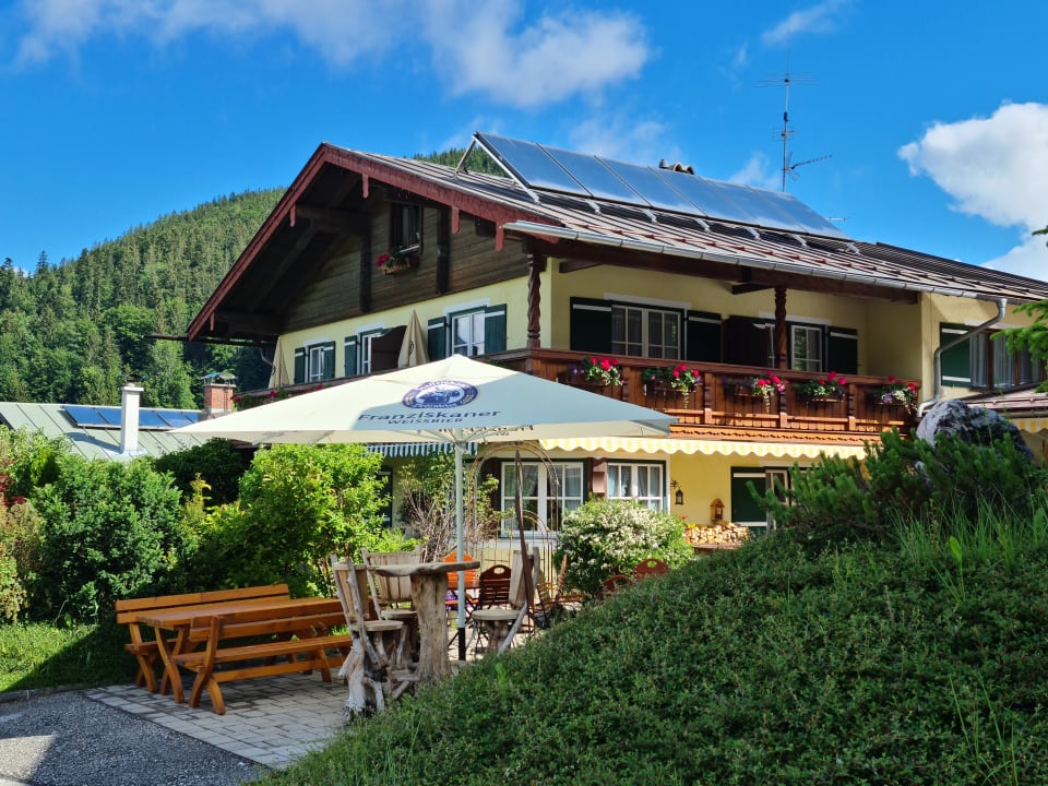 Außenansicht Alpenhotel Bergzauber