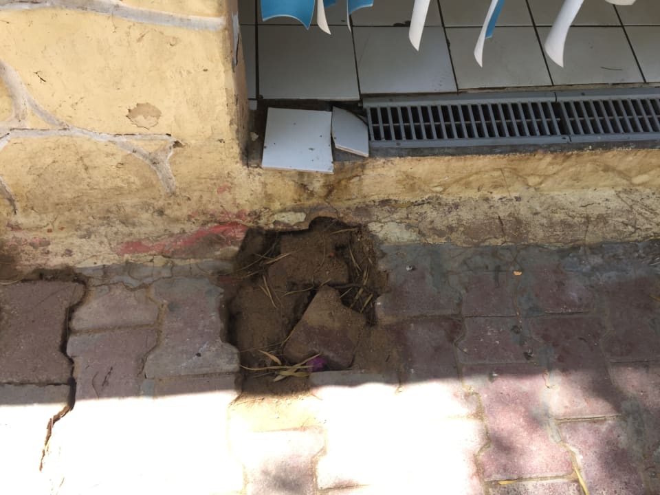 Toilette am Strand Hotel Nesrine