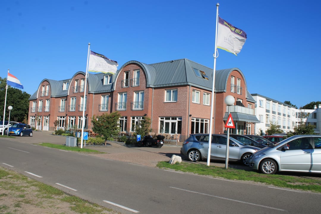 Außenansicht Hotel De Pelikaan Texel