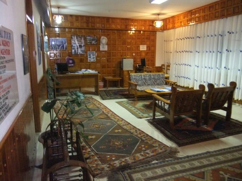 Rezeption Hotel Truva