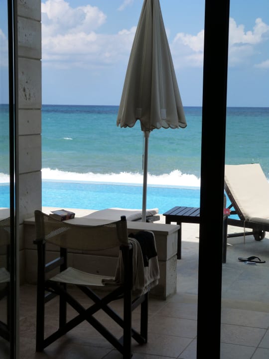 Widok na basen Giannoulis - Grand Bay Beach Resort