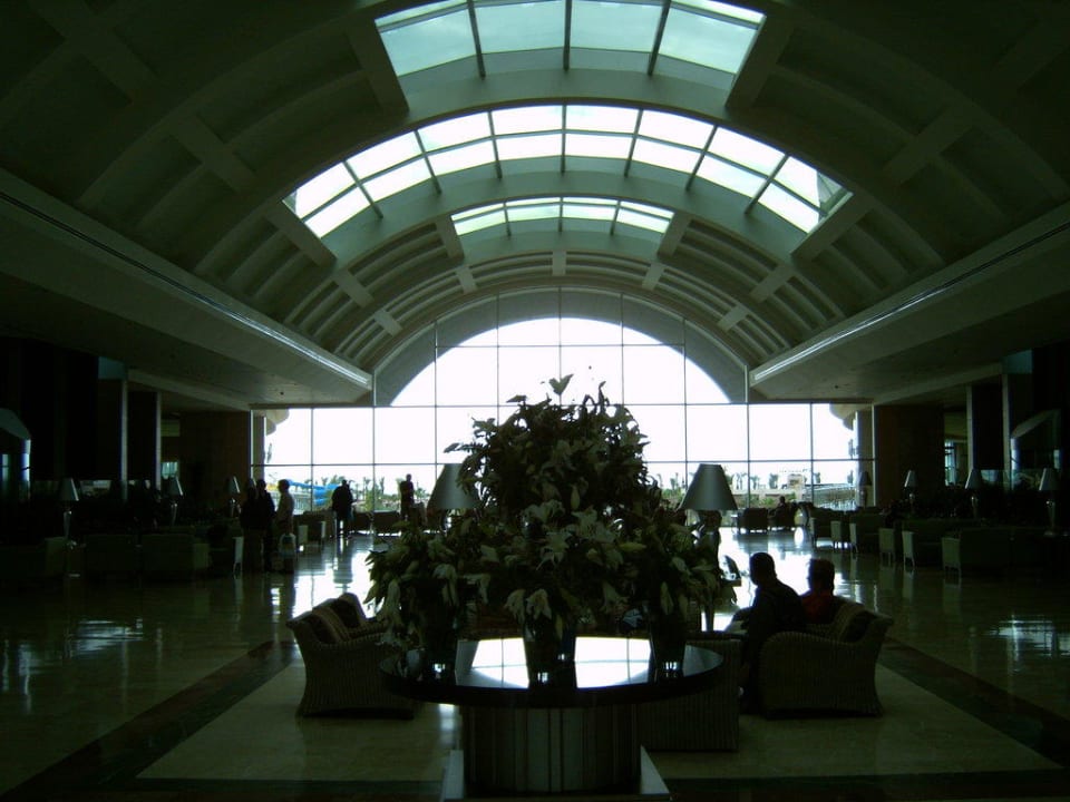 Lobby & Eingang Hotel Miracle Resort