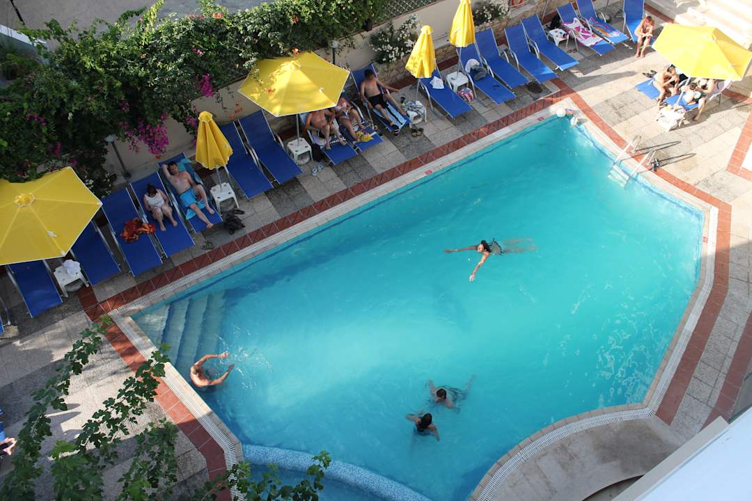 Vue de notre Chambre ( 403 ) Dimitrios Beach Hotel