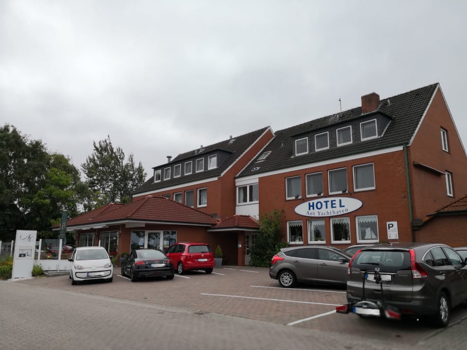 Außenansicht Hotel An't Yachthaven