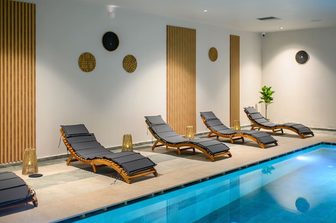 Pool Paralos Kyma Dunes