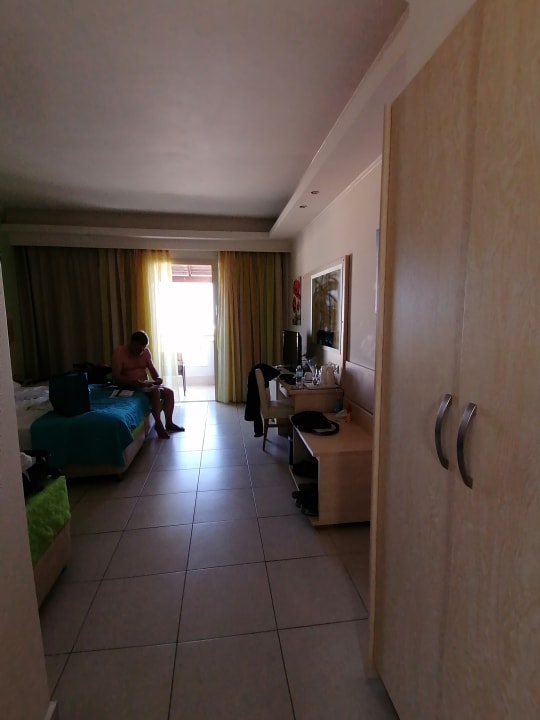 Zimmer Hotel Kouros Palace