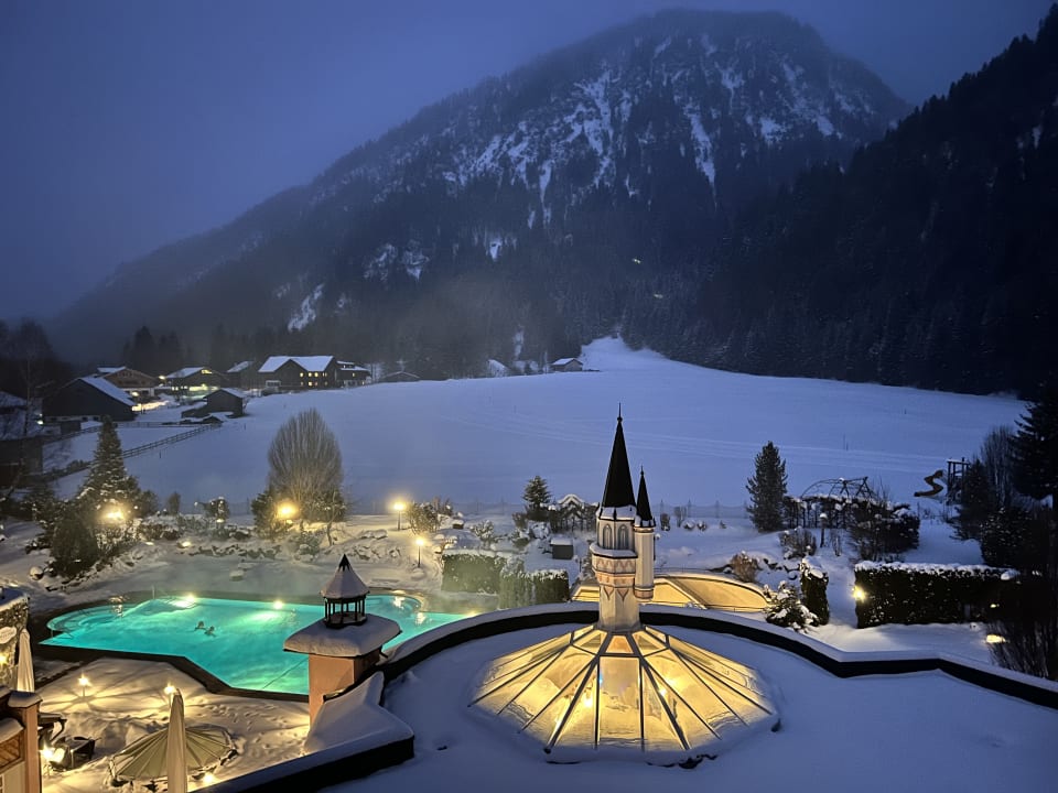 Ausblick Wellnesshotel ...liebes Rot-Flüh