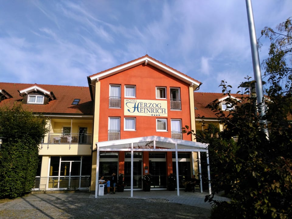 Außenansicht Hotel Herzog Heinrich