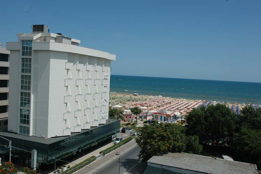 Hotel Regina Rimini Vacanze Rimini Urlaub  Hotel Regina