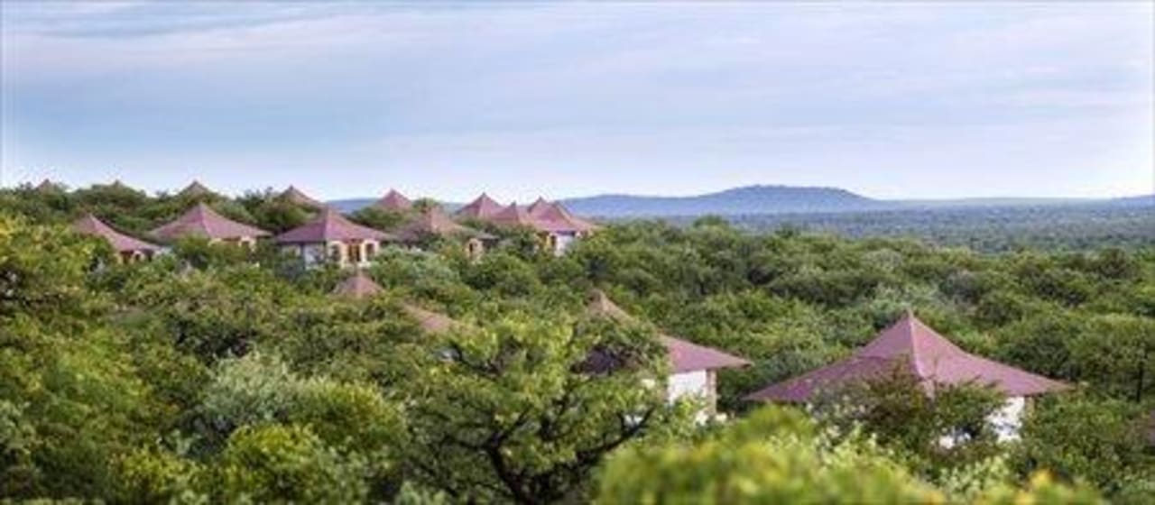 Blick auf die Etosha Safari Lodge Etosha Safari Lodge