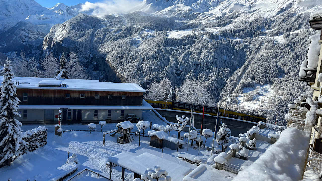Ausblick Victoria Lauberhorn Wengen, a Faern Collection Hotel