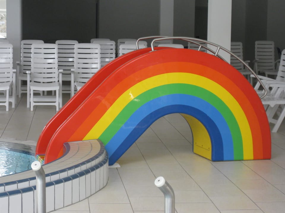 Alpinpool Meransen Kindertraum  Pension Sonnenhof