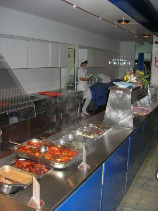 Abendessen in Buffetform Park Plaza Verudela Pula