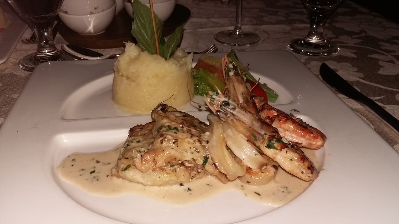 Fischplatte beim Italiener Kaisol Romance Resort