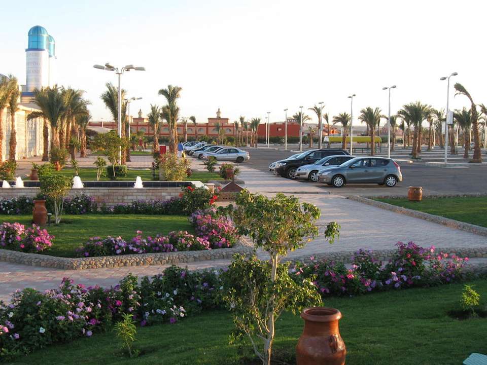 Eingang zum Hotel Pickalbatros Alf Leila Wa Leila Resort - Neverland Hurghada