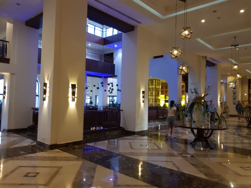 Lobby Steigenberger Aqua Magic