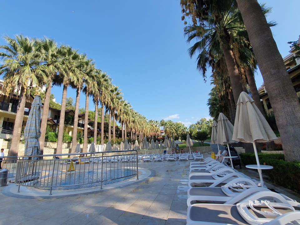 Pool Melas Holiday Village