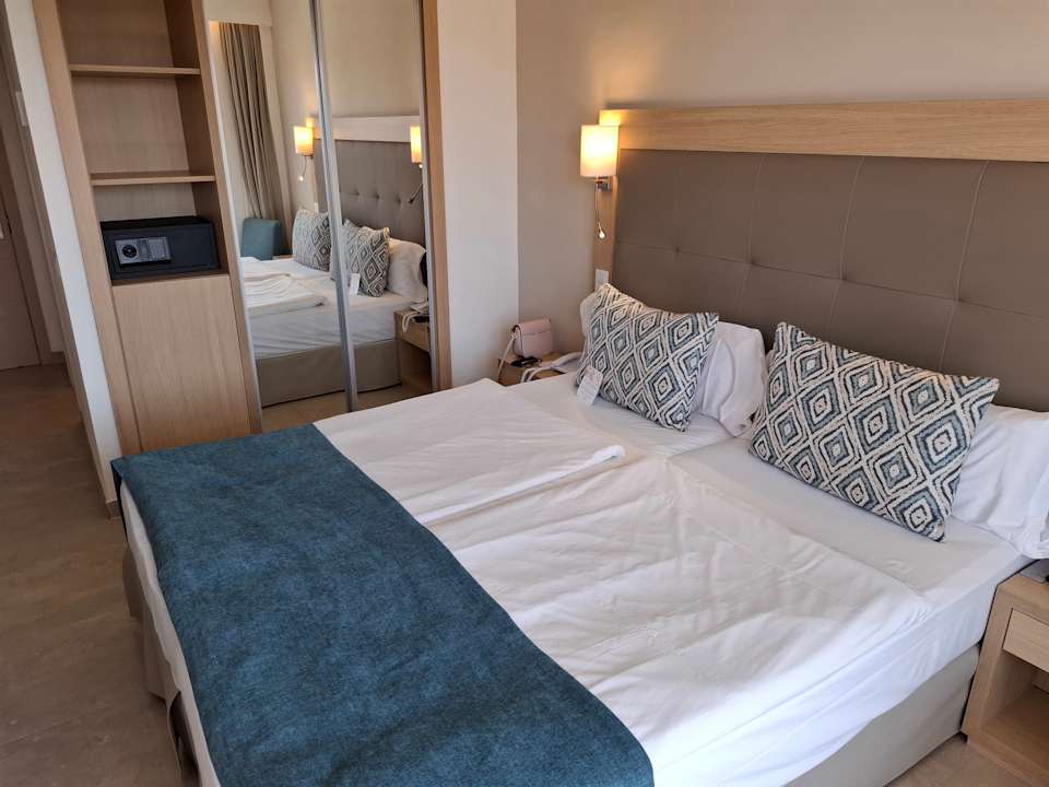 Zimmer allsun Hotel Cristóbal Colón