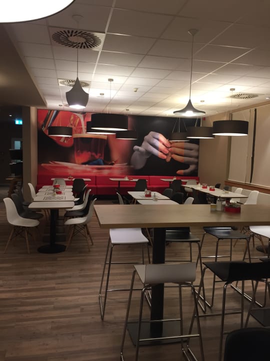 Lobby B&B HOTEL Fulda-Hbf