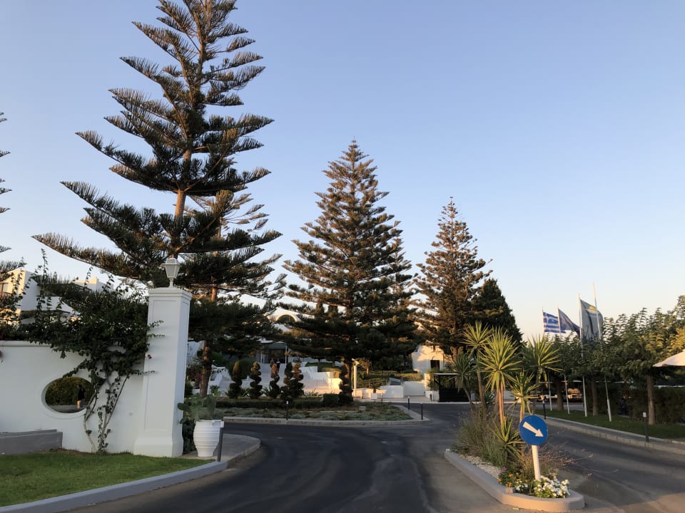 Außenansicht TUI BLUE Oceanis Beach and Spa Resort